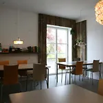 Modern Hostel. Private Хостел