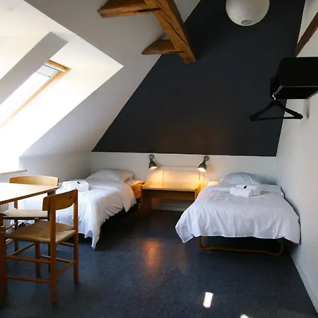 Hostel Modern Hostel. Private Nexo