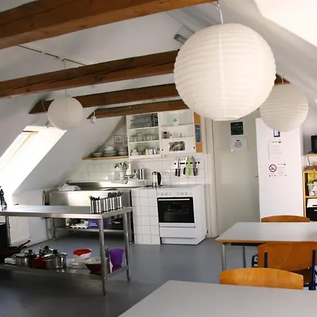 Modern Hostel. Private Vandrarhem *