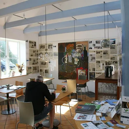 Modern Hostel. Private Albergue
