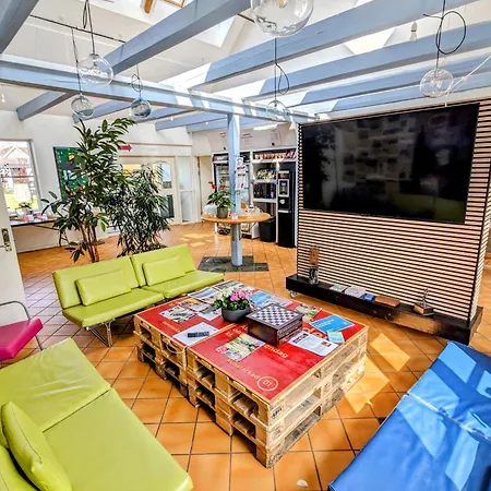 ホステル Modern Hostel. Private *