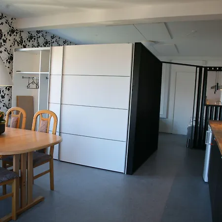 Modern Hostel. Private Vandrarhem Neksø