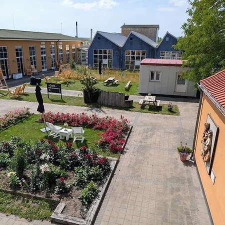 Vandrarhem Modern Hostel. Private *