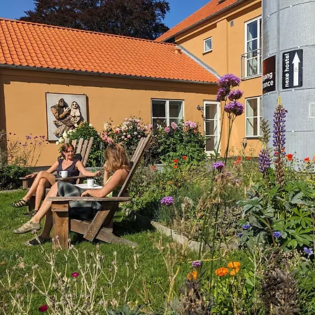 Modern Hostel. Private Hostal
