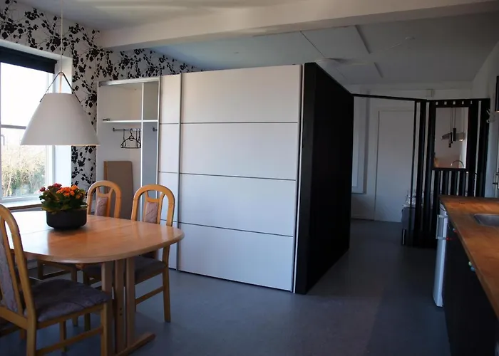 Modern Hostel. Private Ostello